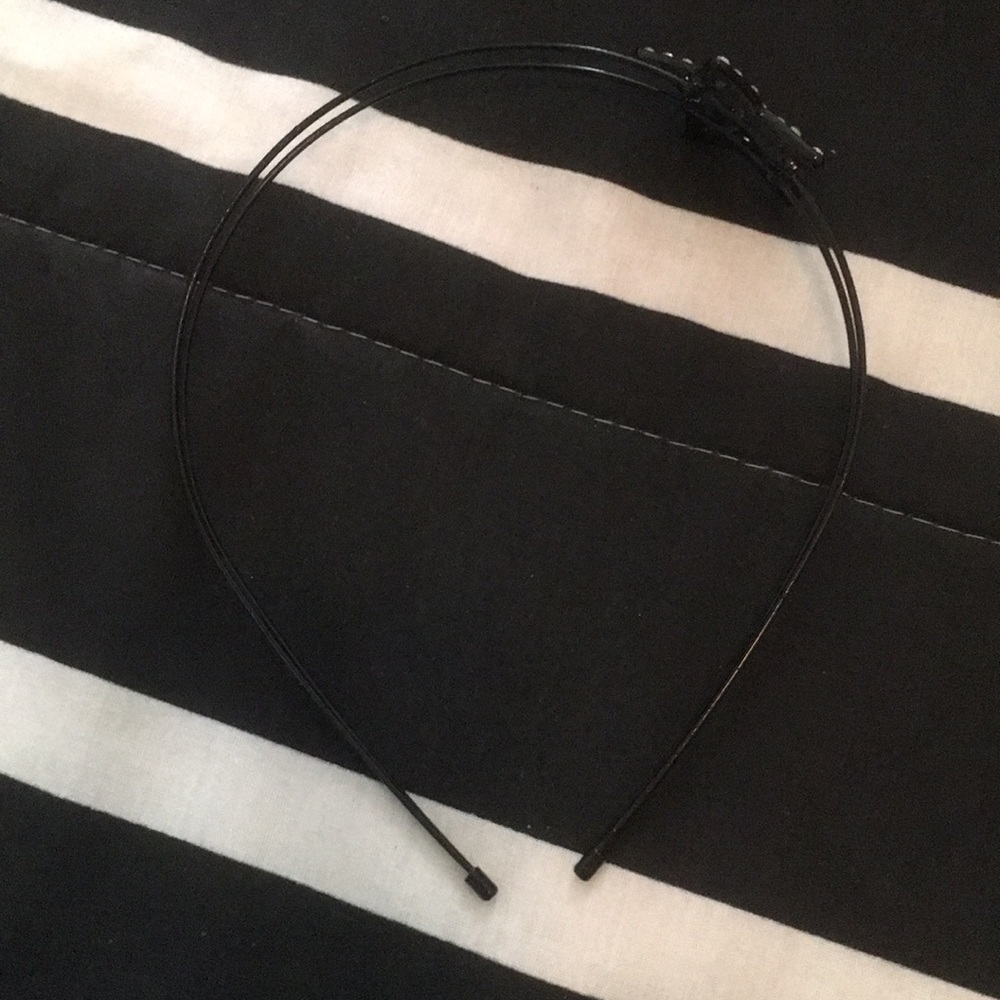 Black/silver  star headband